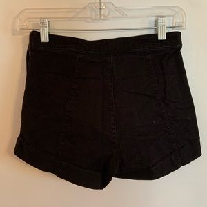 H&M black shorts